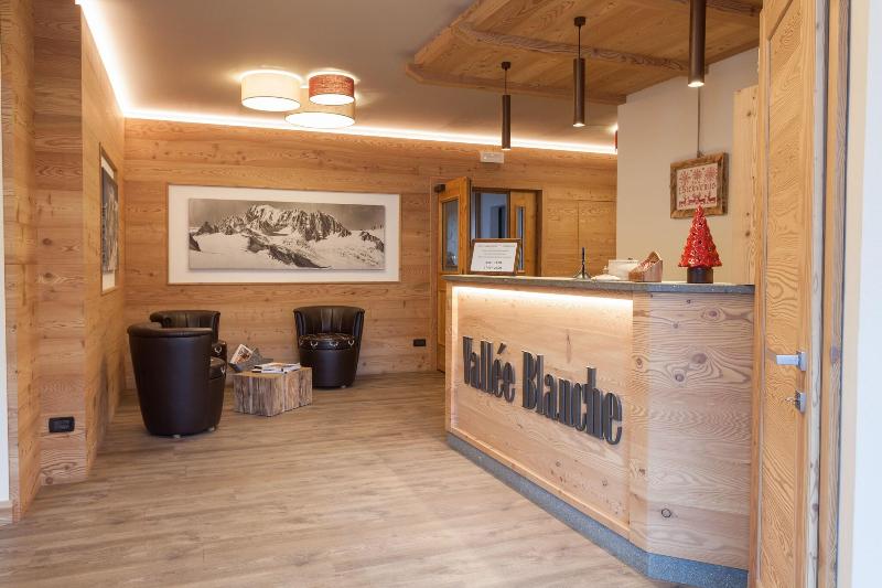 Hotel La Vallee Blanche - Lobi
