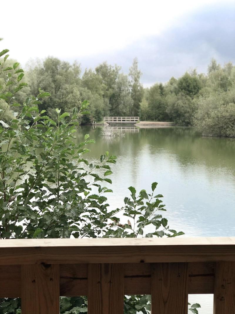 Woodlakes Park - Oda