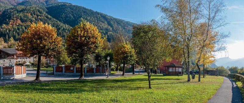 Casa Moresc - Genel