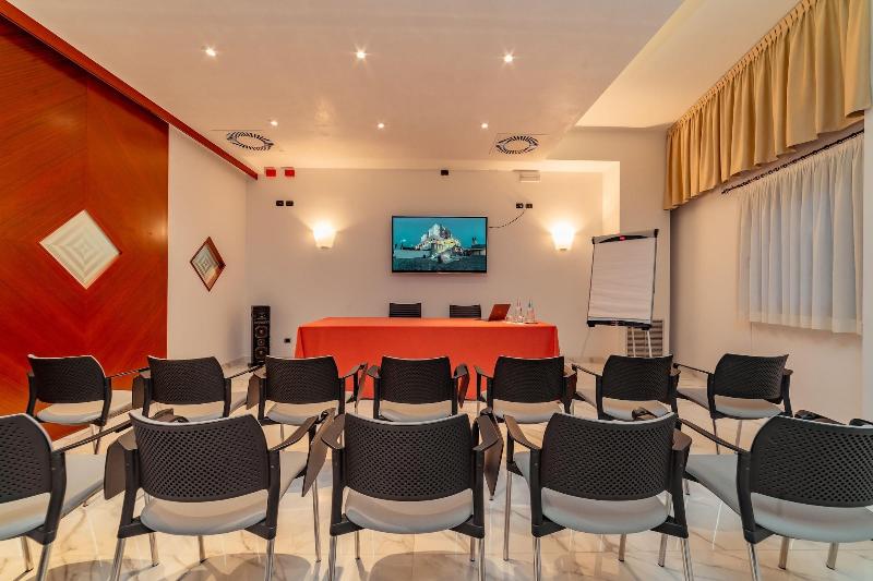 Prealpi Hotel - Toplantı