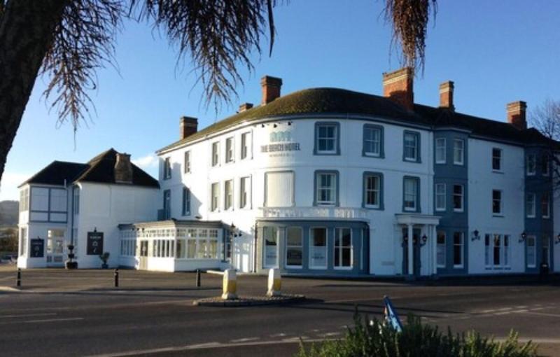 The Beach Hotel - Genel