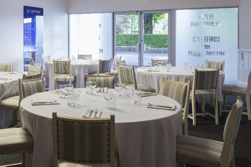 The Beach Hotel - Restoran