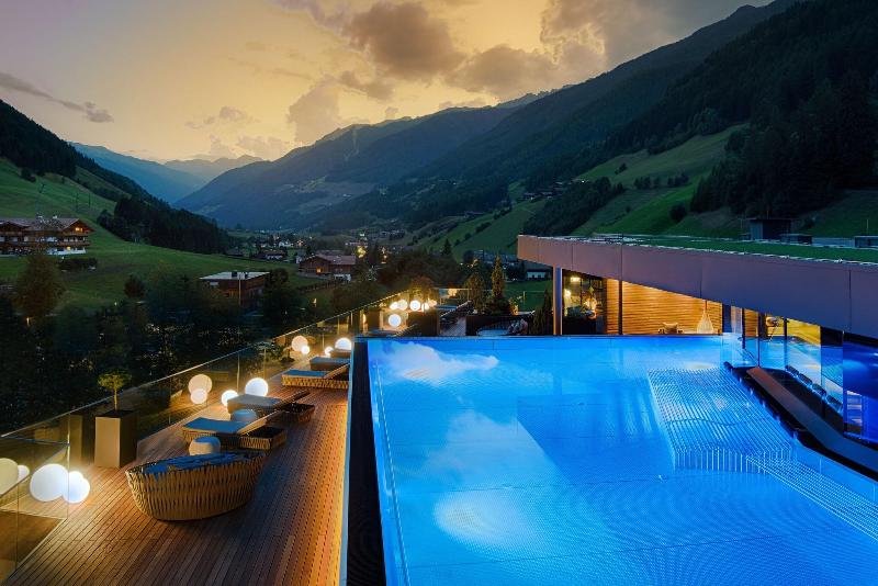 Amonti Wellnessresort - Havuz