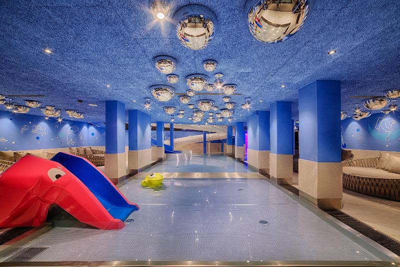 Amonti Wellnessresort - Havuz
