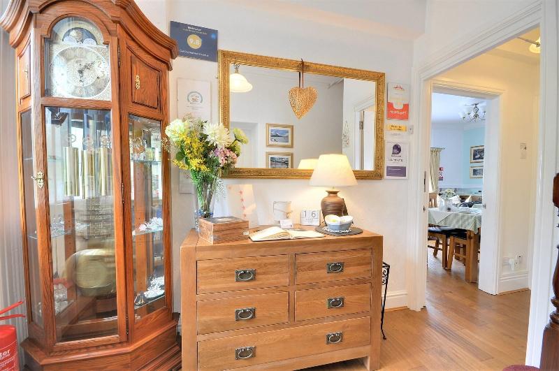 Oakfield House Bed And Breakfast - Lobi
