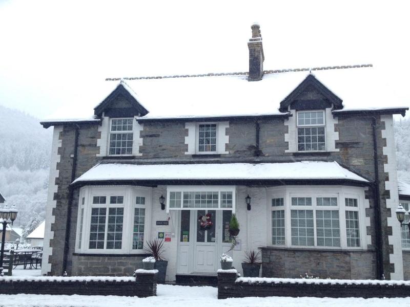 Oakfield House Bed And Breakfast - Genel