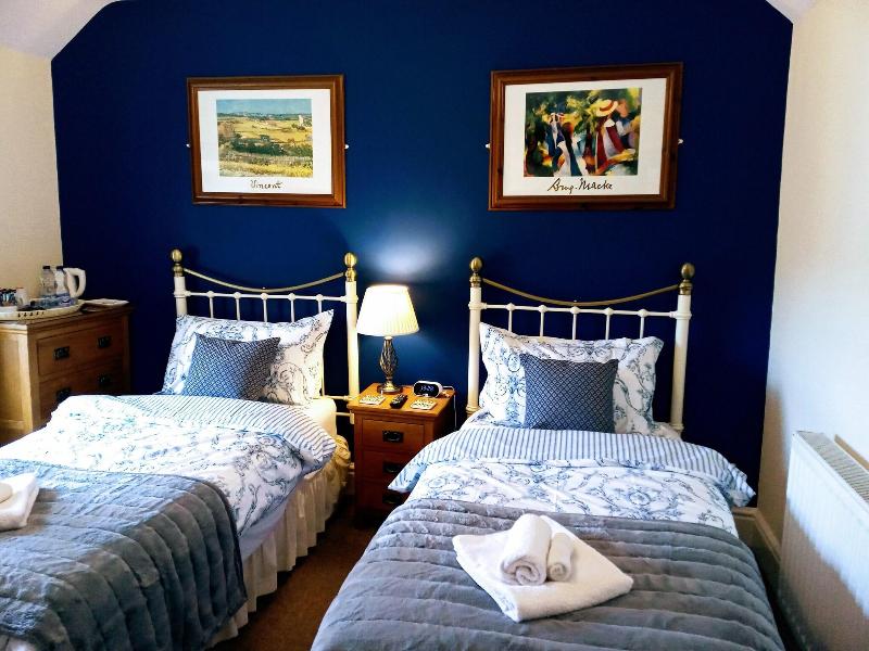 Oakfield House Bed And Breakfast - Oda