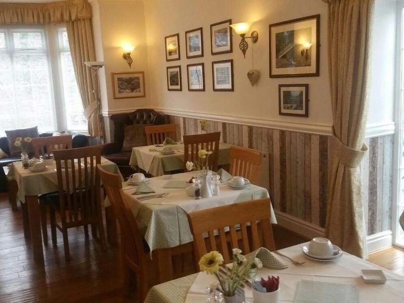 Oakfield House Bed And Breakfast - Restoran