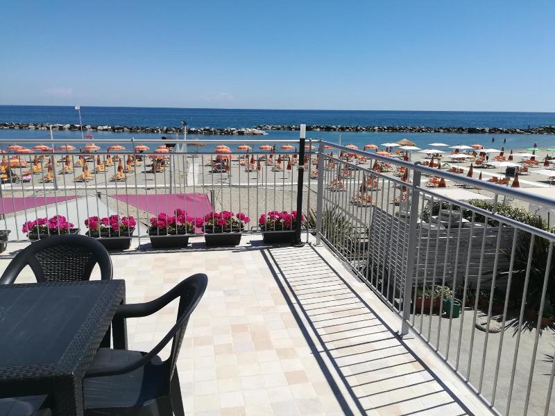 Hotel & Residence Cavalluccio Marino - Genel