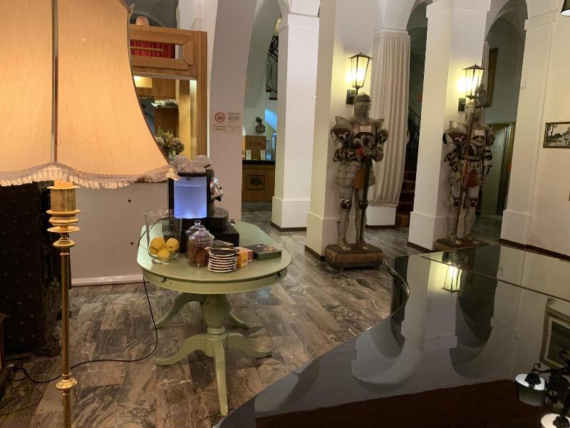 Hotel Ficocle - Lobi