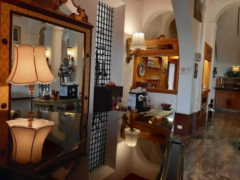 Hotel Ficocle - Lobi