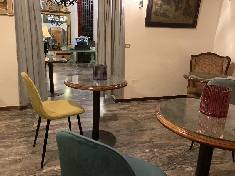 Hotel Ficocle - Lobi
