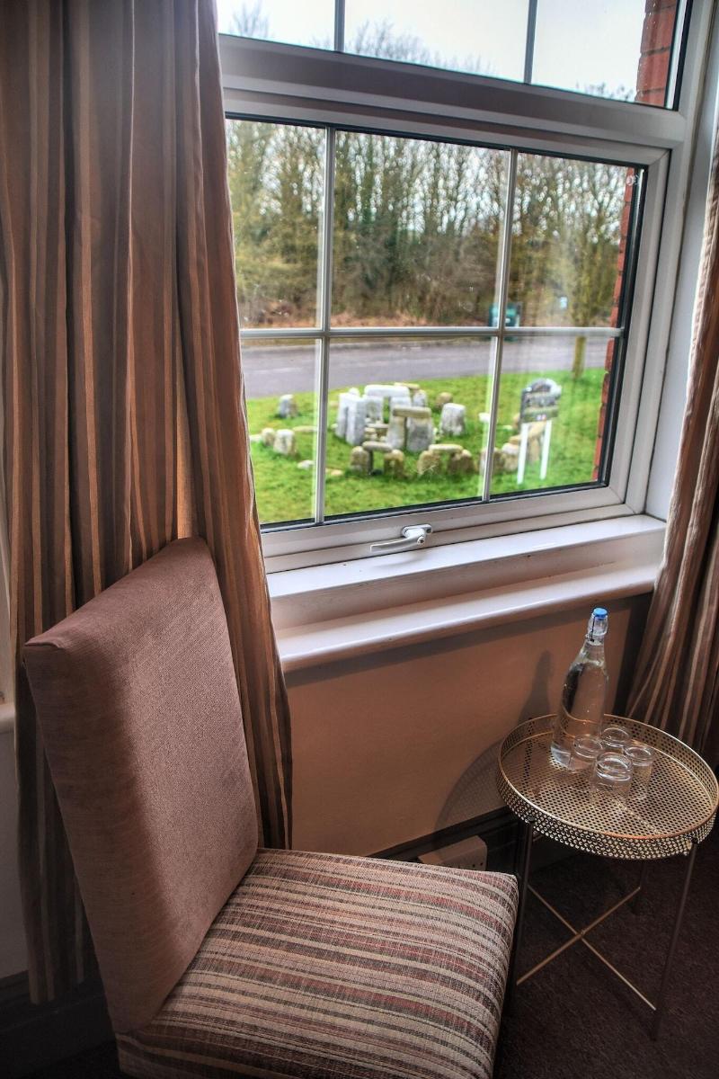 The Stonehenge Inn And Carvery - Oda
