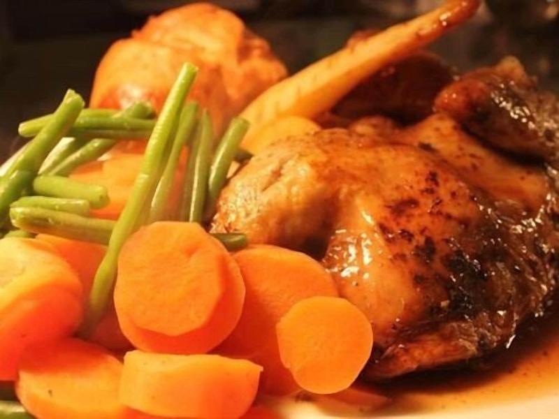 The Stonehenge Inn And Carvery - Restoran