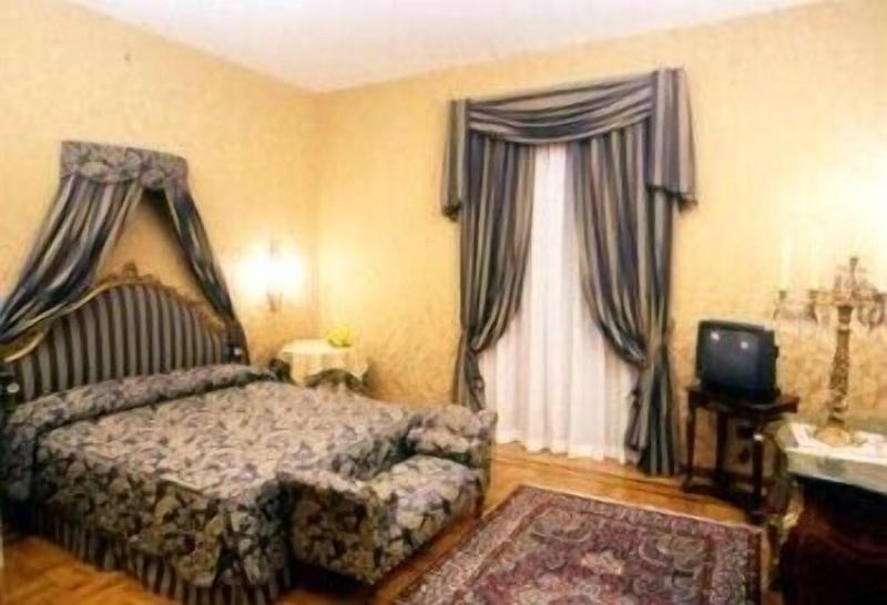 Park Hotel Villa Potenziani - Oda