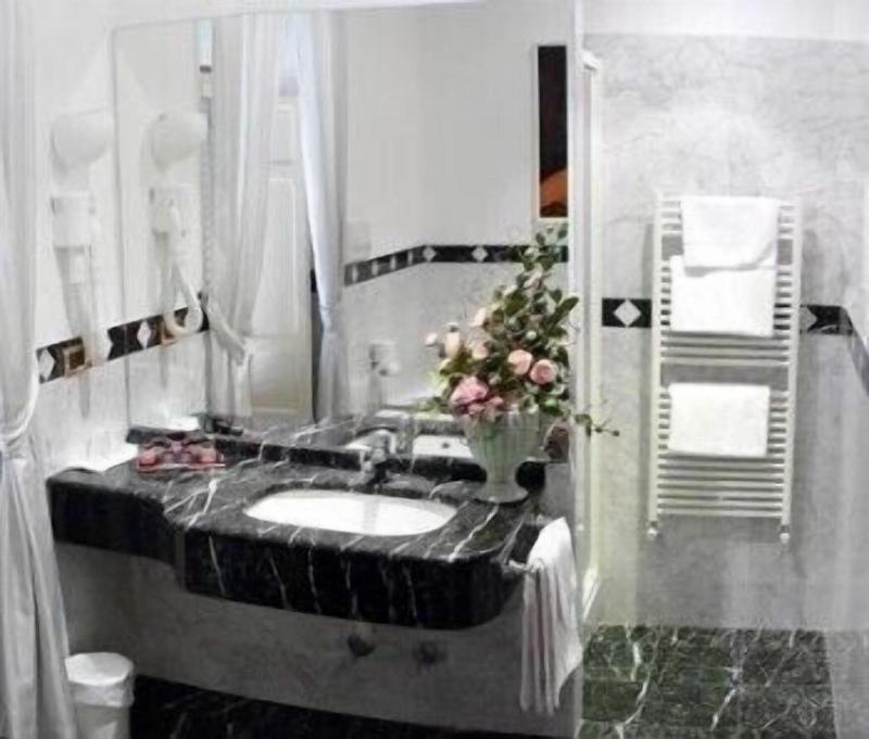 Park Hotel Villa Potenziani - Oda
