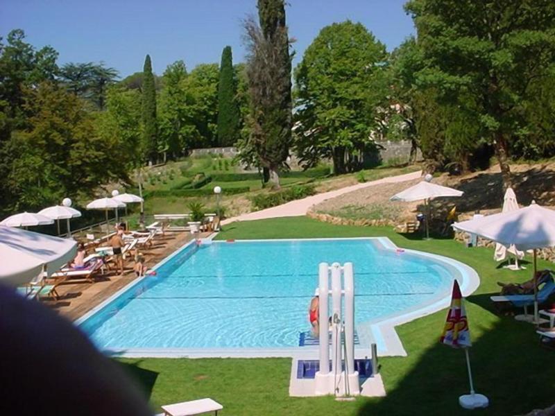Park Hotel Villa Potenziani - Havuz