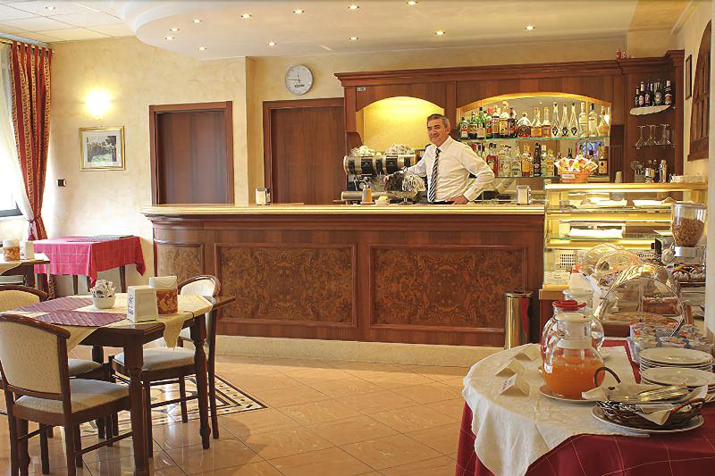 Il Focolare Hotel - Bar