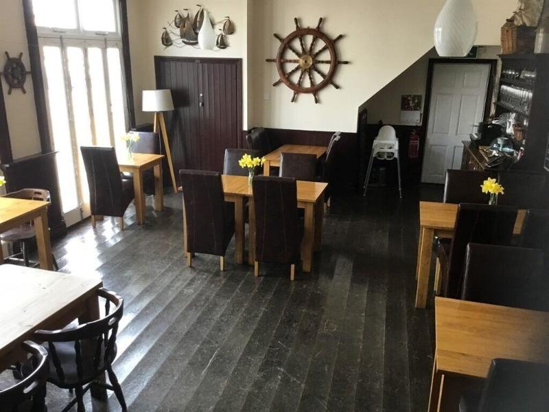 The Dock Inn - Bar