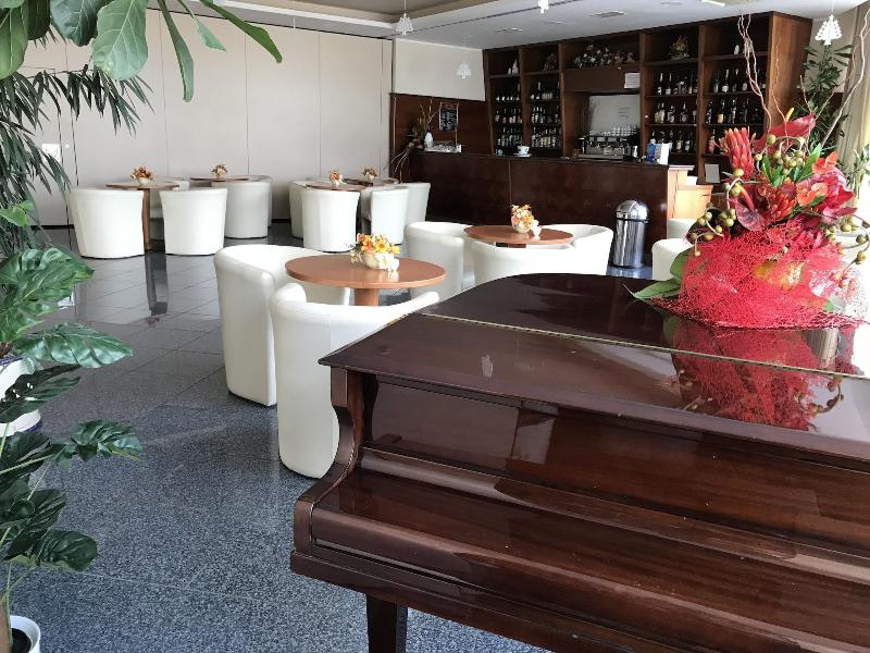 Edra Palace - Bar
