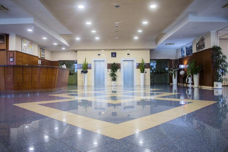Edra Palace - Lobi