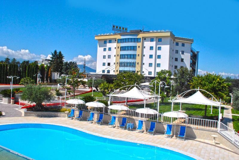 Edra Palace - Genel