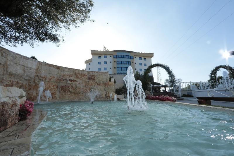 Edra Palace - Genel