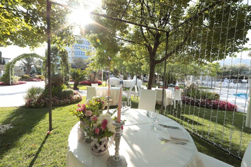 Edra Palace - Genel