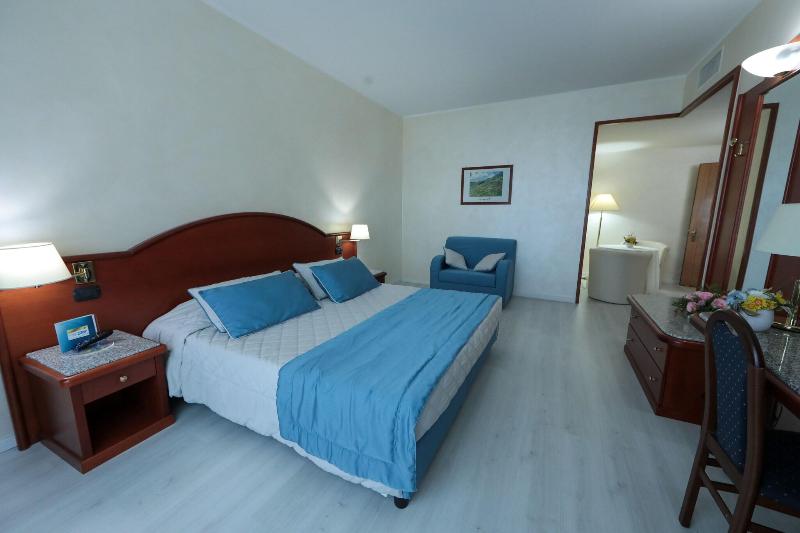 Edra Palace - Oda