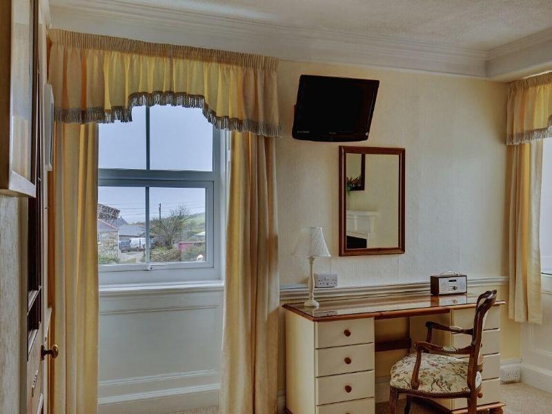 Bosavern House - Genel