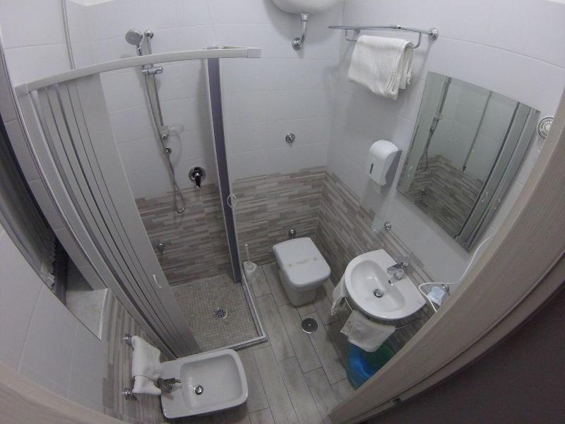 Runa Hotel - Oda