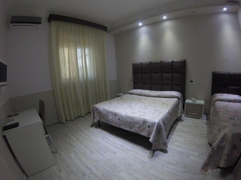 Runa Hotel - Oda