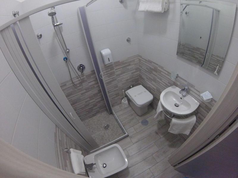 Runa Hotel - Oda