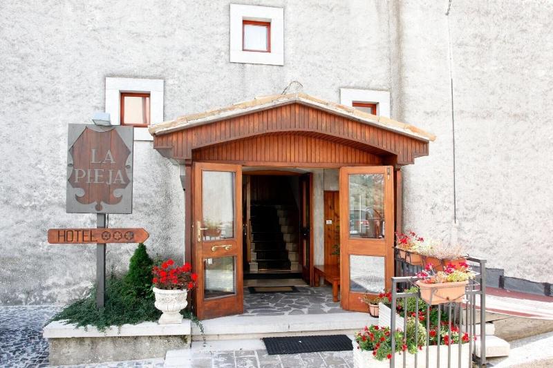 Hotel La Pieja - Genel