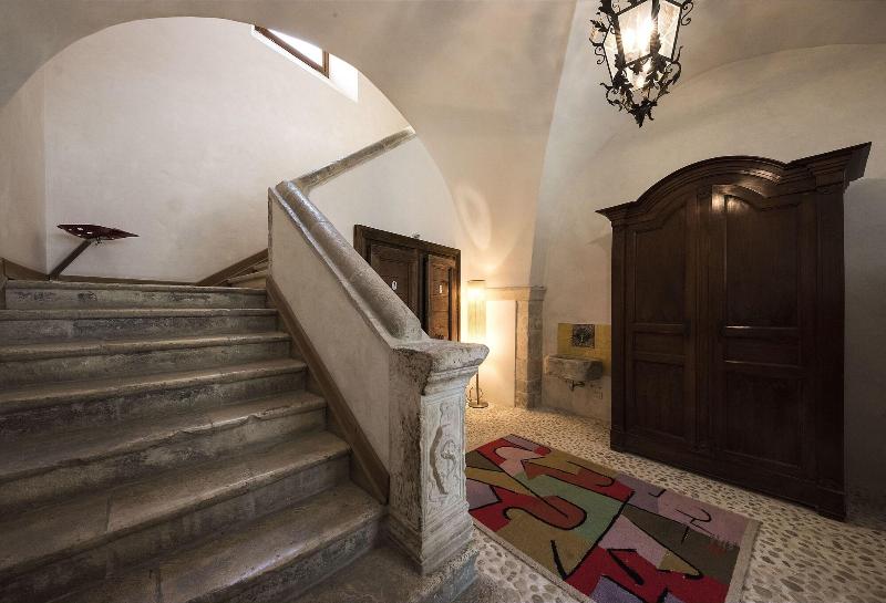B&B Grancia dei Celestini - Lobi