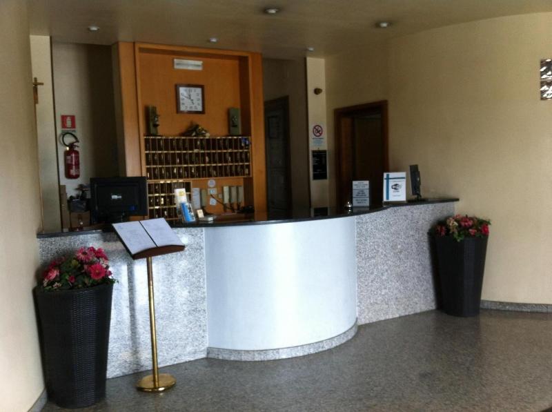 Hotel Atleti - Lobi