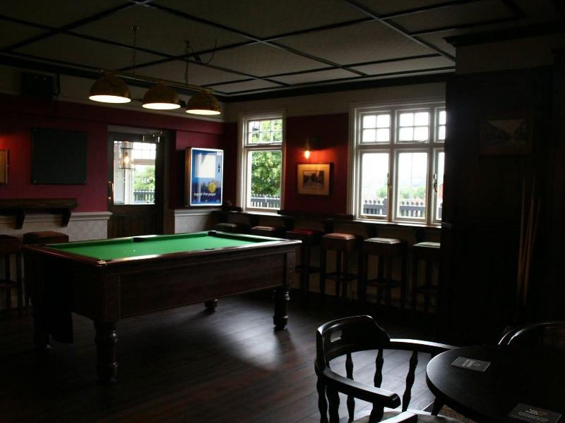 The Rifle Volunteer - Bar