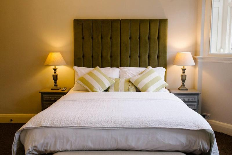 Prince of Wales - Townhouse - Genel