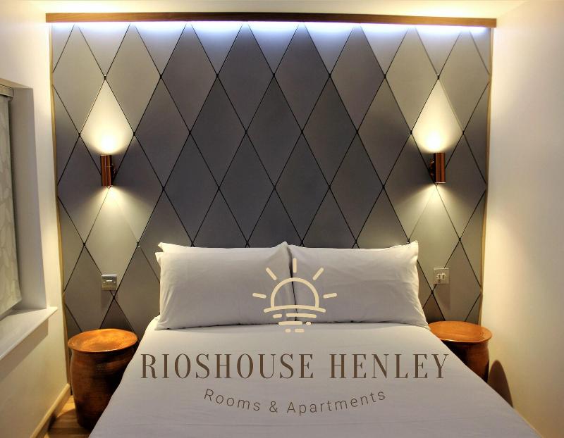 Rioshouse Henley - Oda