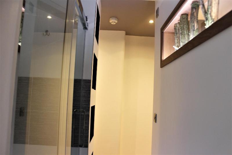 Rioshouse Henley - Oda