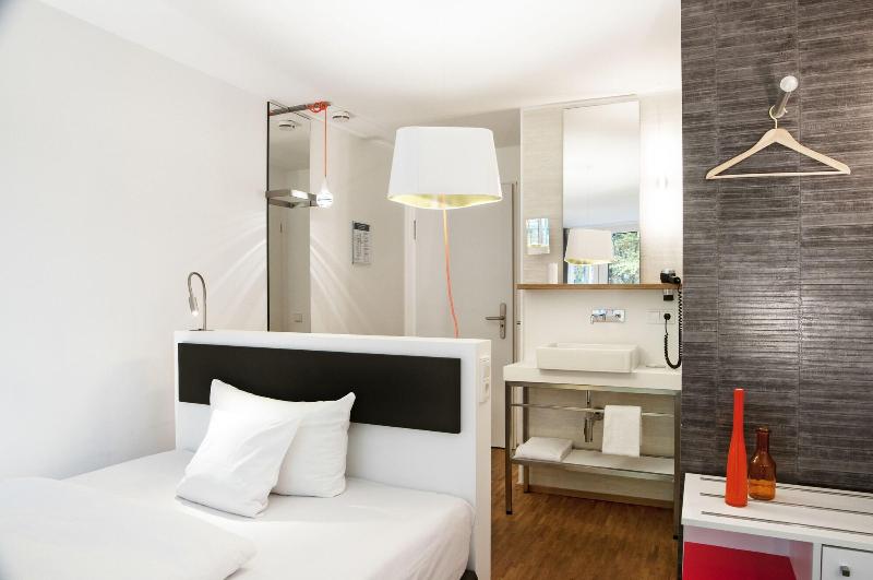 V-Hotel - Oda