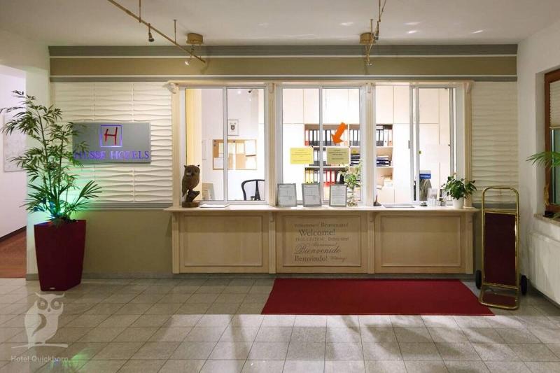 Hotel Quickborn - Lobi