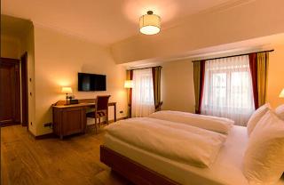 Hotel & Gaststätte zum Erdinger Weißbräu otel fotoğrafı