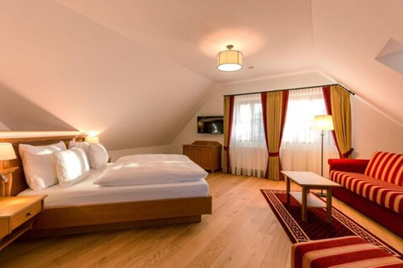Hotel & Gaststätte zum Erdinger Weißbräu - Oda