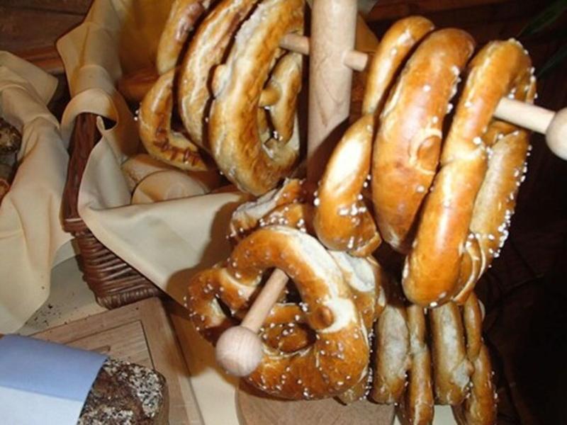 Hotel & Gaststätte zum Erdinger Weißbräu - Restoran