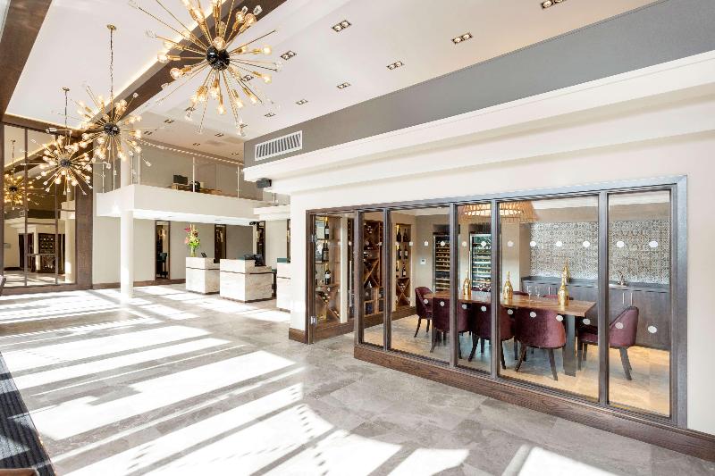 DoubleTree by Hilton Edinburgh - Queensferry Cross - Lobi