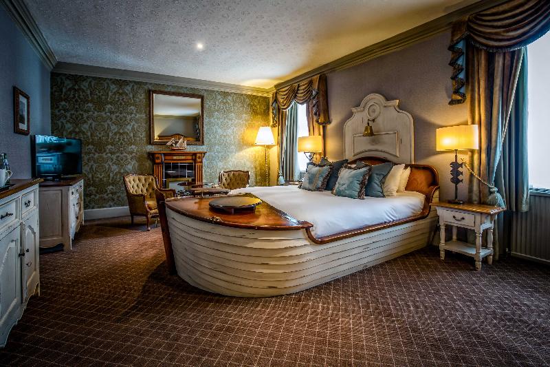 Dunkeld House Hotel - Oda