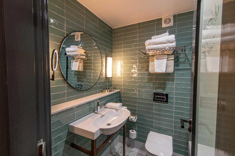 Dunkeld House Hotel - Oda