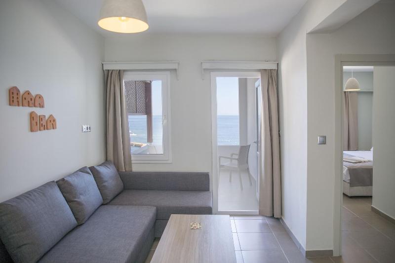 Yaz Beach Hotel - Oda