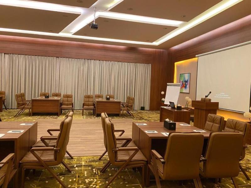 Msharef Al Moden Suites - Toplantı